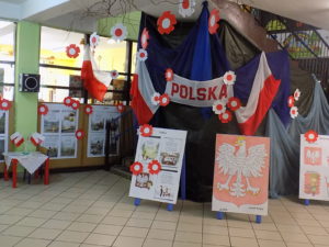 BIAŁO – CZERWONE SYMBOLE NASZEJ OJCZYZNY